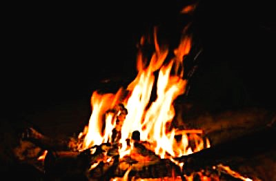 Feu de camp purificateur